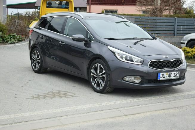 Kia Cee'd 1.6D Navi/ Kamera/ Led/ PDC/ 2 KPL KÓŁ/ Sprowadzony