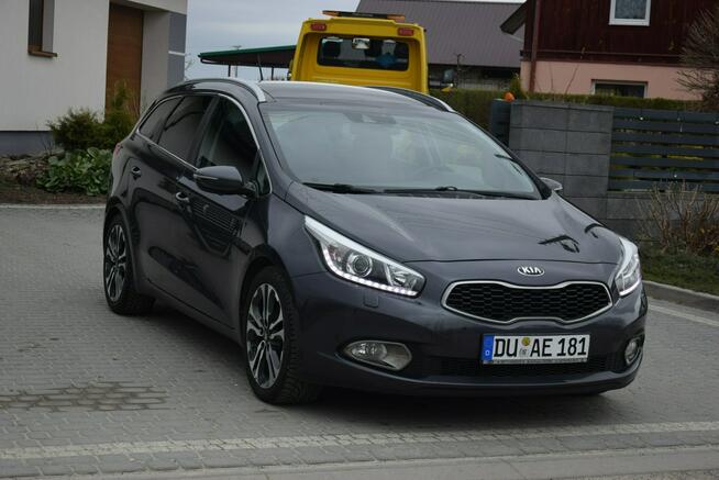 Kia Cee'd 1.6D Navi/ Kamera/ Led/ PDC/ 2 KPL KÓŁ/ Sprowadzony
