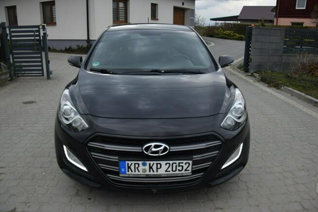 Hyundai i30 1.4B 2016/ Klima/ Grzane Fotele i Kierownica/ 2 KPL KÓŁ/ Sprowadzony