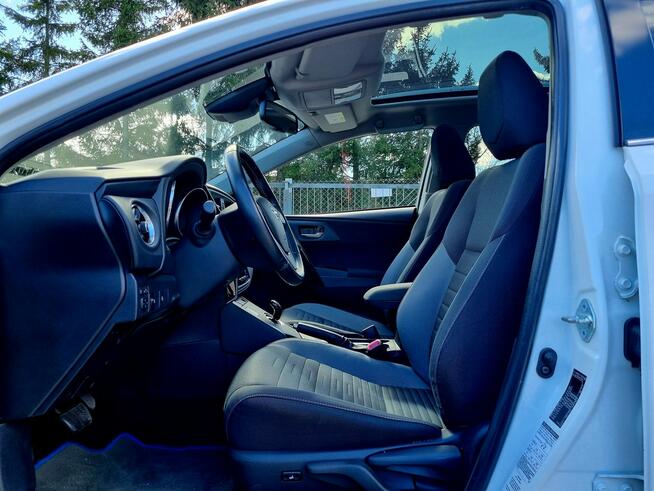 Toyota Auris Hybryda LED Serwis Navi Tempomat Panorama Kamera Climatronic Gwarancja