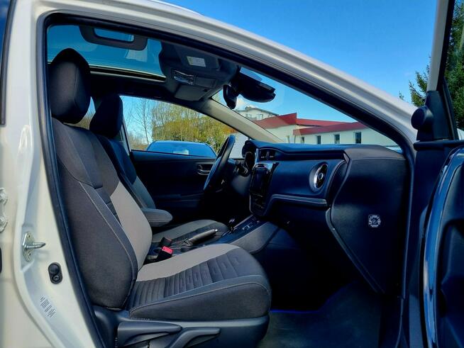 Toyota Auris Hybryda LED Serwis Navi Tempomat Panorama Kamera Climatronic Gwarancja