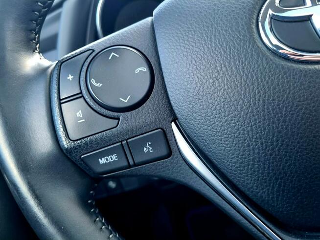 Toyota Auris Hybryda LED Serwis Navi Tempomat Panorama Kamera Climatronic Gwarancja