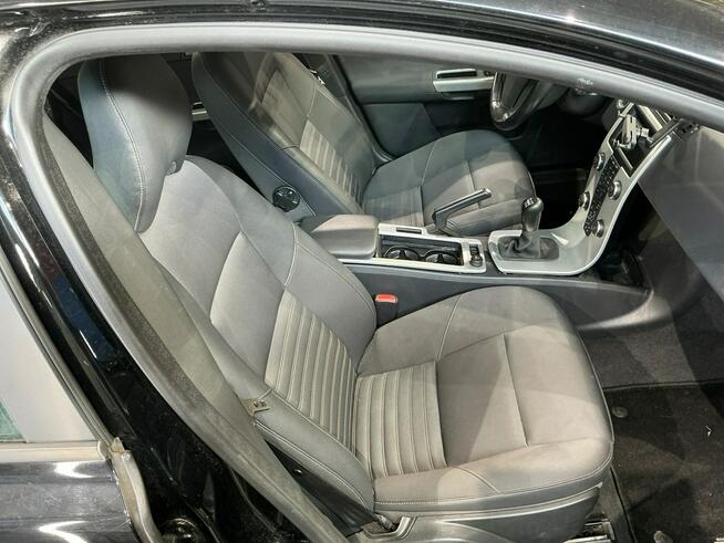 Volvo V50 Po liftingu, klimatronik, tempomat, podg. fotele, drugie koła alufelgi