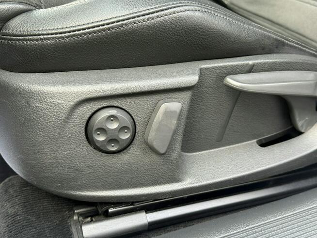 Volkswagen Passat CC 2,0TDi 170KM Panorama/Alkantara/Tempomat/Navi/Pod.Fotele/Serwis/Alu/