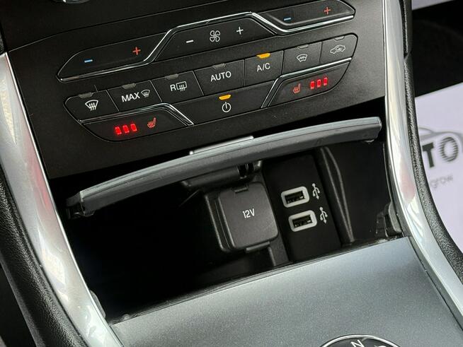 Ford S-Max 2,0TDCi 150KM Titanium/Navi/Ledy/Automat/ParkAssist/PDC/Ambiente