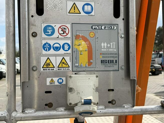 Nissan Cabstar Zwyżka Podnośnik Koszowy ISOLI PNT210 J Wysokość Podnoszenia 21m P7