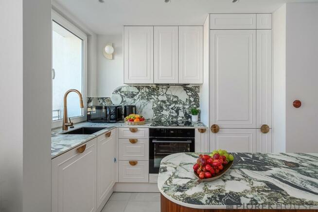 PIĘKNE 4 pokoje 12 piętro widok na Stadion | 66 m²