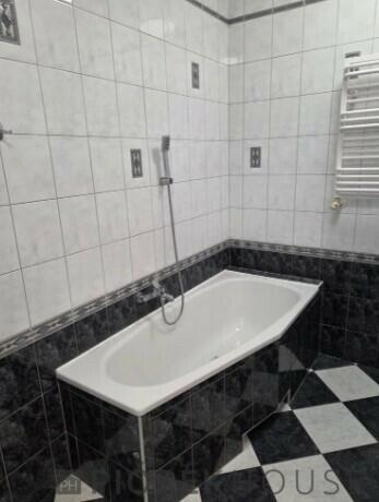 Dwupoziomowe mieszkanie na Ochocie