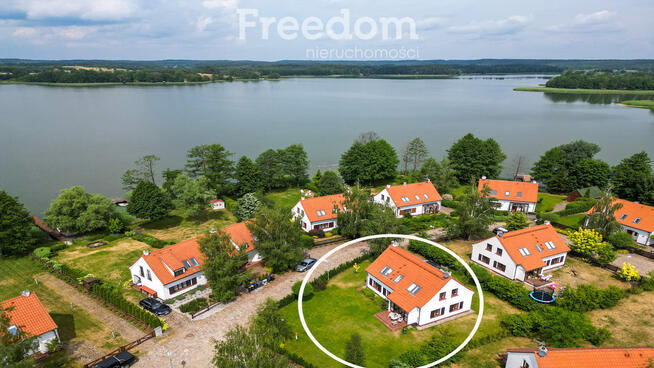 Dom przy jeziorze Kalwa – Osada Zamkowa Pasym