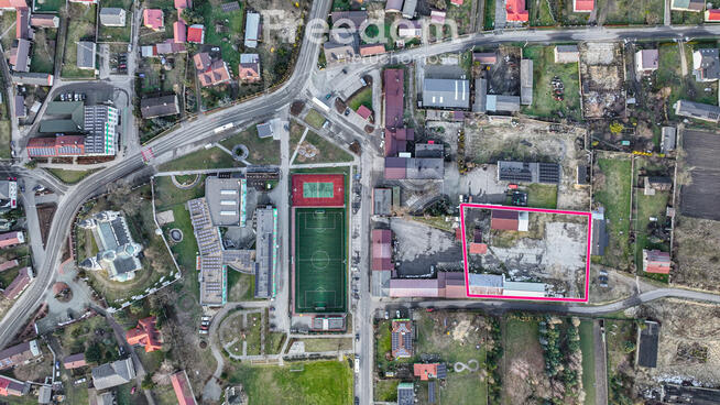 Do wynajęcia kompleks obiektów z placem