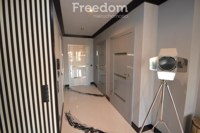 Do sprzedaży apartament dwukondygnacyjny.