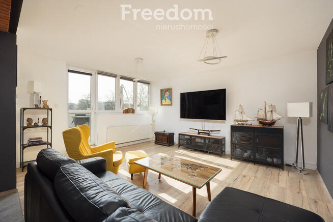 Budynek usługowo-mieszkalny, Targówek