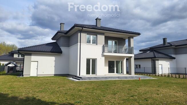 Ekskluzywny dom z dużym ogrodem