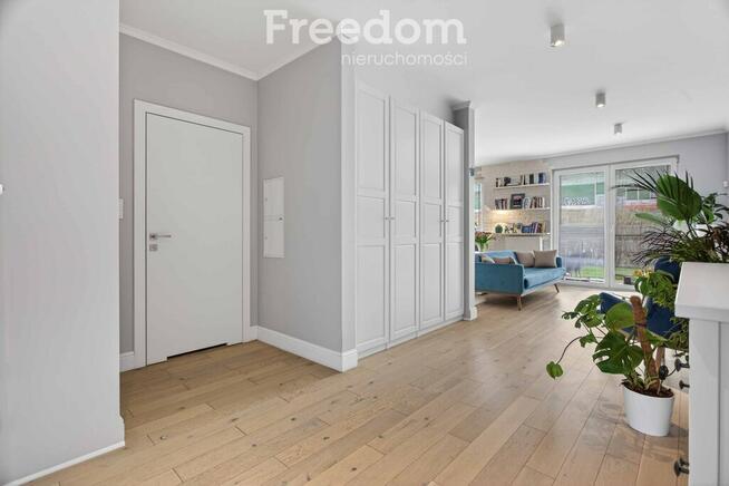 eleganckie i jasne mieszkanie z 2 ogródkami