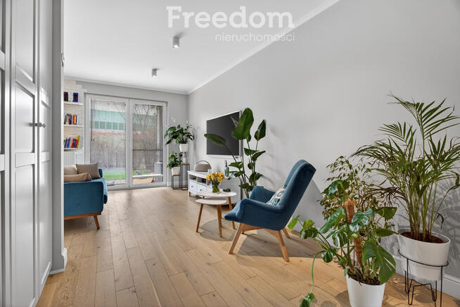 eleganckie i jasne mieszkanie z 2 ogródkami