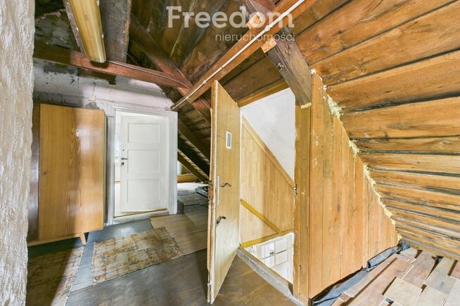 Dom nad rzeką w centrum Nowego Dworu Gdańskiego