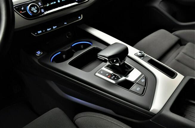 Audi A4 40 TFSI 204 KM Quattro Stronic VirtualPlus Led Nav Asystenci Gwarancja