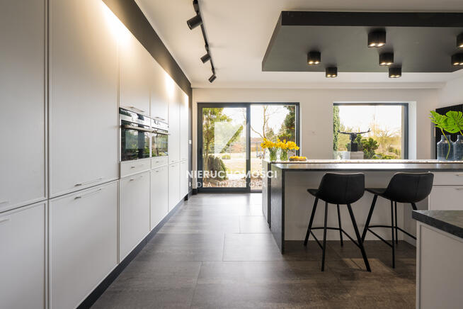 Miejsce definiowane przez światło i przestrzeń