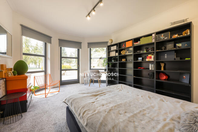 Miejsce definiowane przez światło i przestrzeń