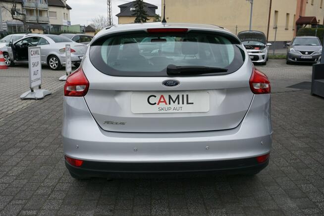 Ford Focus zarejestrowany, ubezpieczony, polski salon