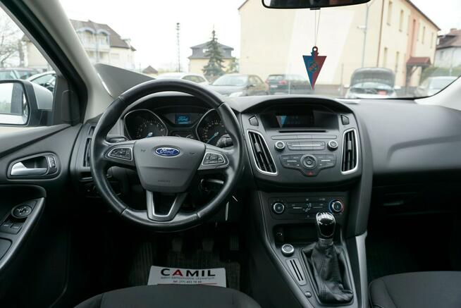 Ford Focus zarejestrowany, ubezpieczony, polski salon