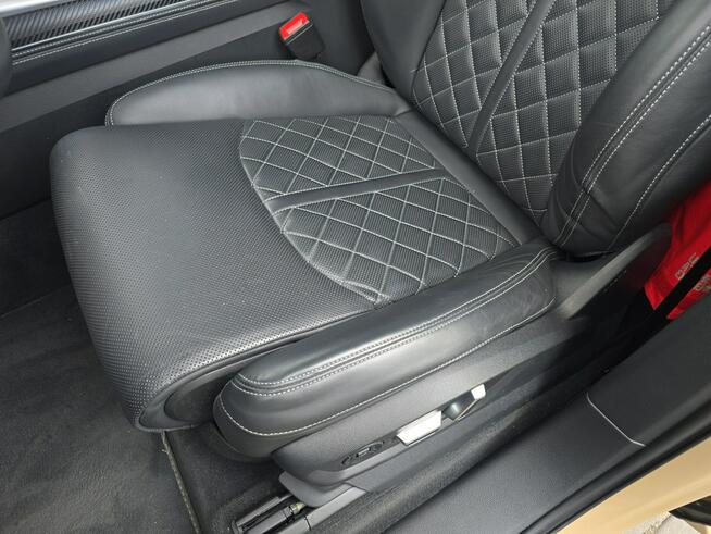 Audi Q7 MatrixLED_SkrętnaOś_Masaże_Wentylacja_HeadUp_Dociąg_Hak_360_B&O_Dociąg