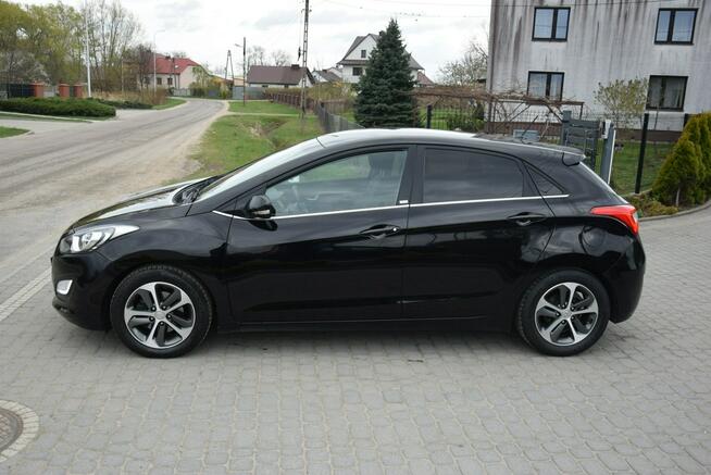 Hyundai i30 1.4B 2016/ Klima/ Grzane Fotele i Kierownica/ 2 KPL KÓŁ/ Sprowadzony