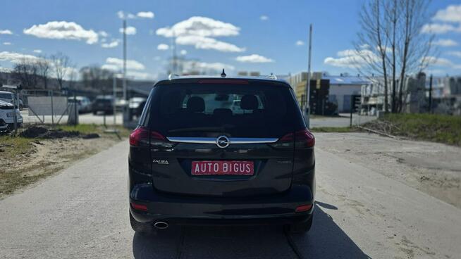 Opel Zafira Duża Navi 7 osobowa camera cofania mały przebieg bixsenon