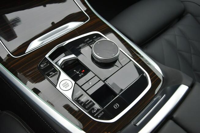 BMW X5 xDrive30d 297KM 2025r. Polski SALON Mpakiet HAK FulLED
