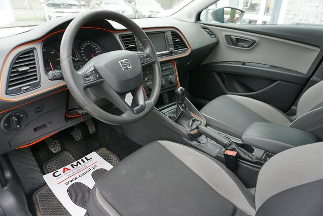 Seat Leon zarejestrowany i ubezpieczony w Polsce, bardzo oszczędny,