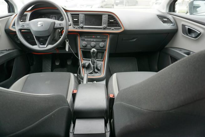 Seat Leon zarejestrowany i ubezpieczony w Polsce, bardzo oszczędny,