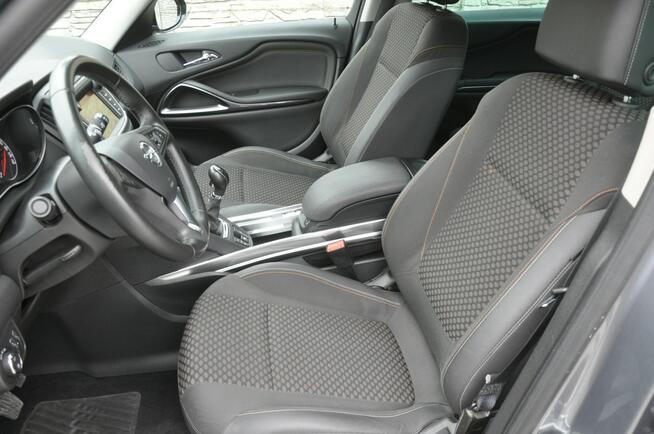 Opel Zafira 1.4 140KM 7 foteli LED Navi Kamera Opony całoroczne Półskóra