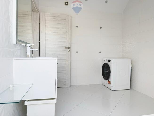 Duża kawalerka w Kamienicy