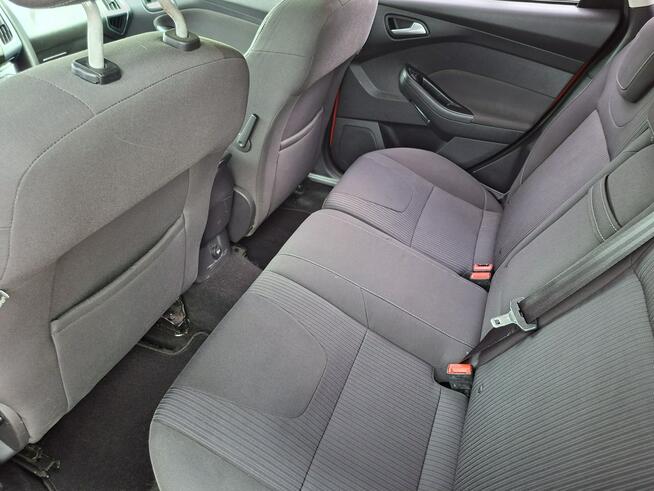 Ford Focus 1.6 benzyna 125 KM ważne opłaty