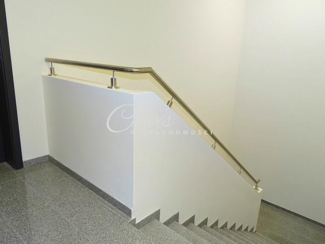 Komfortowe biura - 188, 122,1, 21,8 44,1m2 - możliwość najmu magazynu