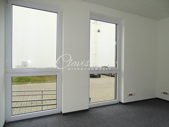 Komfortowe biura - 188, 122,1, 21,8 44,1m2 - możliwość najmu magazynu