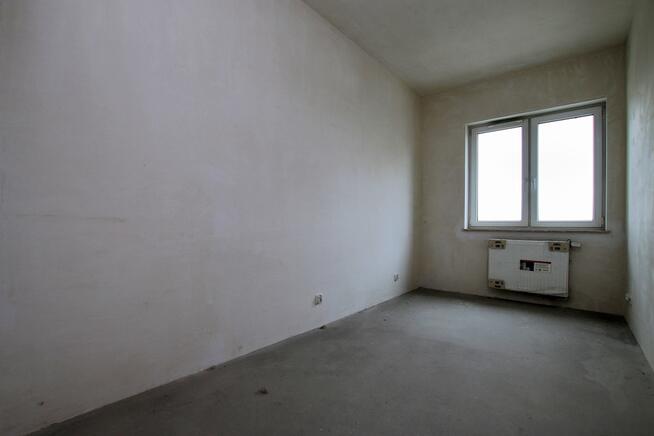 ostatnie piętro, stan deweloperski, balkon