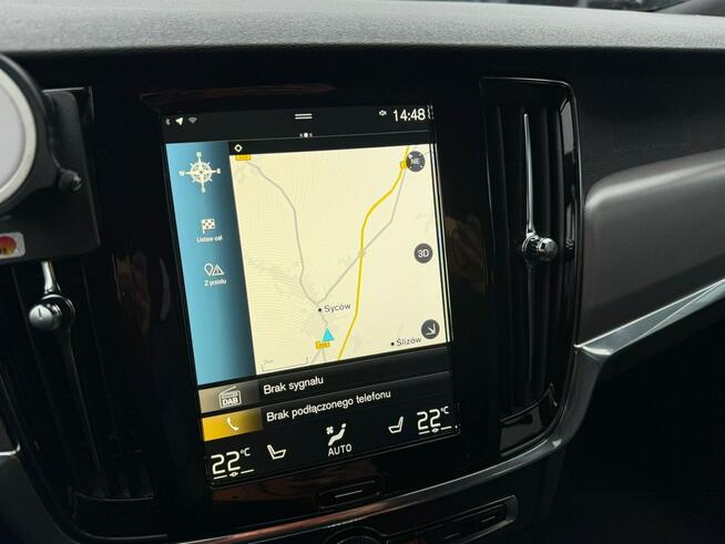 Volvo V90 2.0-198KM Lift Bogate wyposażenie Okleina- kolor czarny