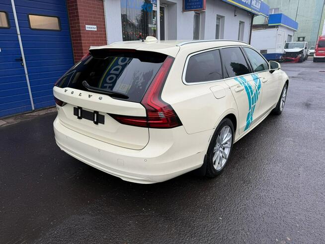 Volvo V90 2.0-198KM Lift Bogate wyposażenie Okleina- kolor czarny