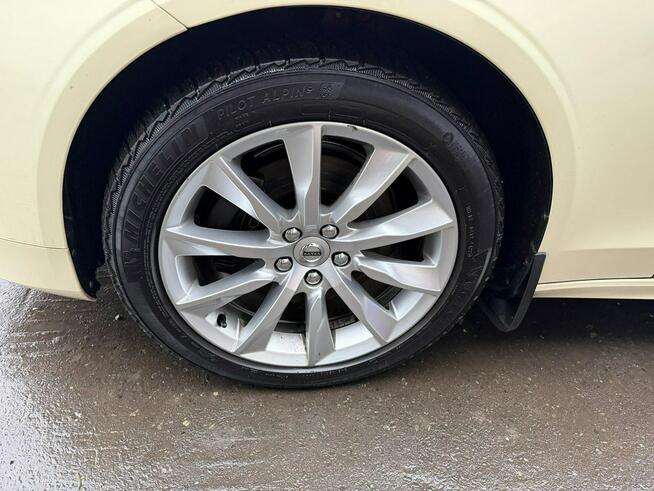 Volvo V90 2.0-198KM Lift Bogate wyposażenie Okleina- kolor czarny