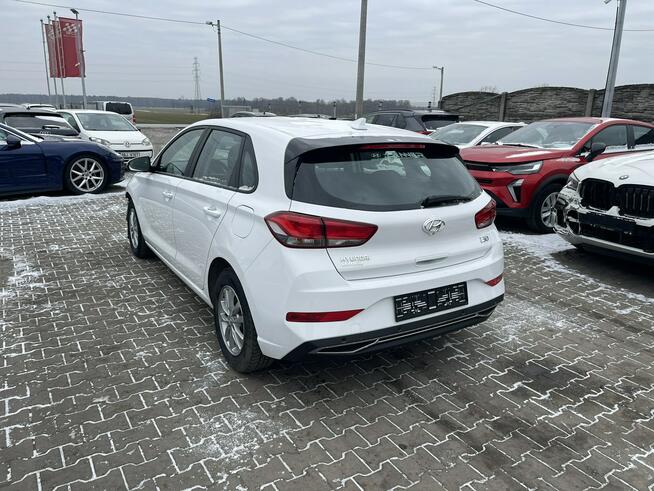 Hyundai i30 1.5l Klimatyzacja czujniki park.