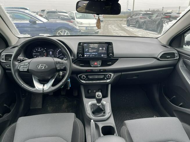 Hyundai i30 1.5l Klimatyzacja czujniki park.