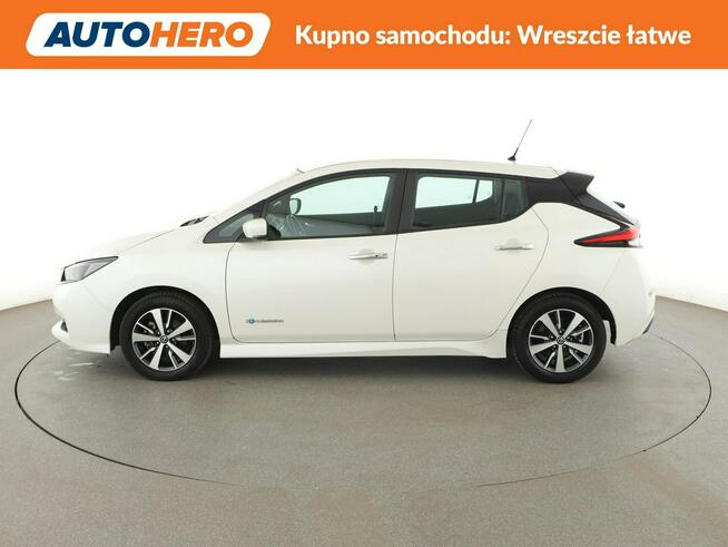 Nissan Leaf FV23% navi kamera ACC