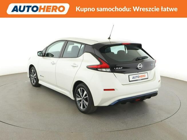 Nissan Leaf FV23% navi kamera ACC