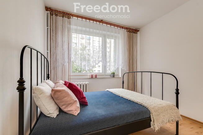 Dwupokojowe mieszkanie z balkonem - Bytków