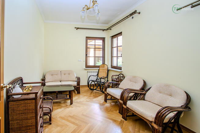 Wolnostojący dom w Sulejówku na działce 2591 m2