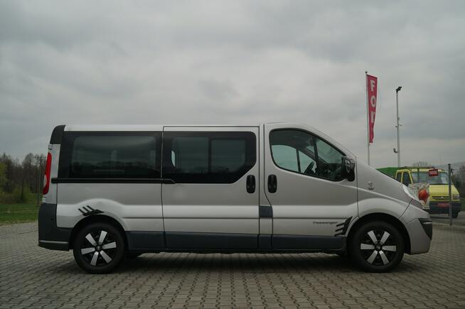 Renault Trafic 9 osobowy 2.0 dci 114KM Salon Polska