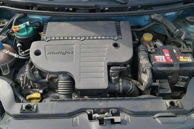 Fiat Panda SALON PL . TYLKO 143 TYS. KM. ZADBANY WSP.KIEROWNICY