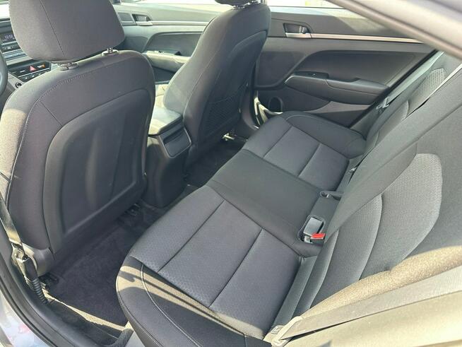 Hyundai Elantra 2.0B, Grzane fotele, Stan Idealny, Zarejestrowany