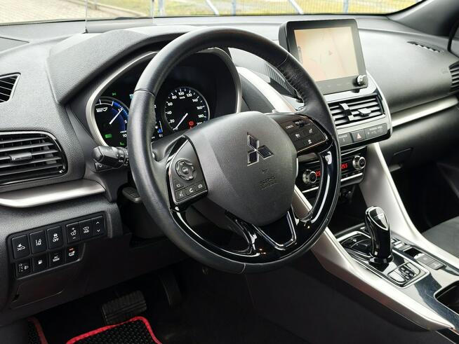 Mitsubishi Eclipse Cross 2.4 188KM Hybrid Plug-In Intense Plus S-AWC 4x4 PHEV -1 Właśc +Opony